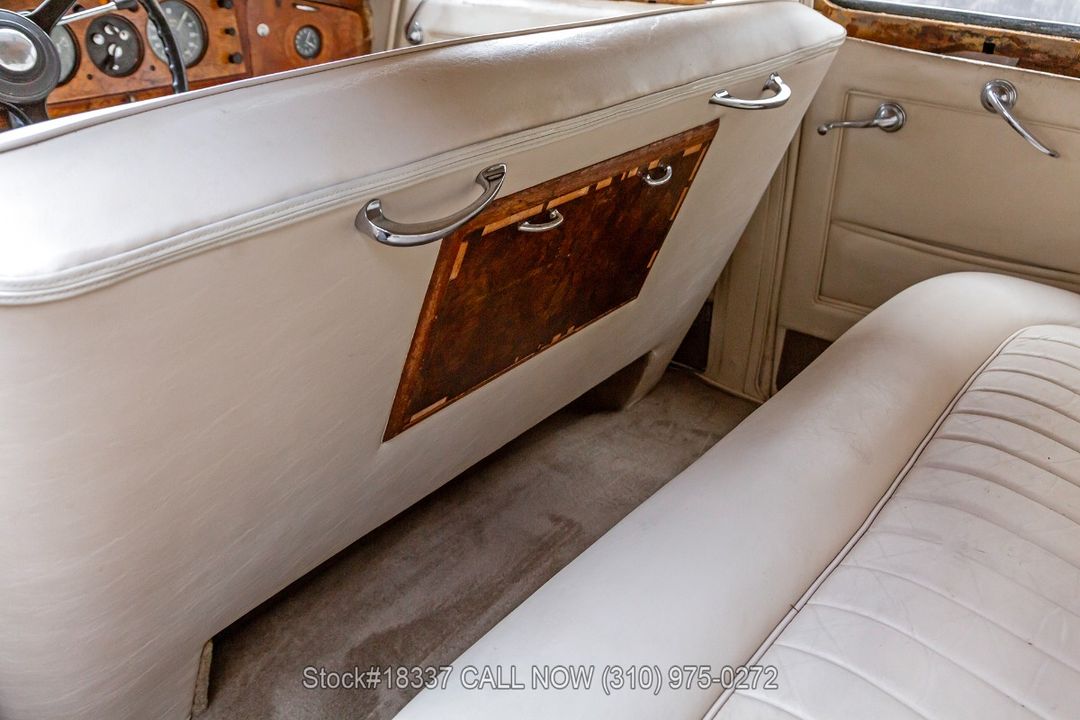 1954 Bentley R-Type Saloon