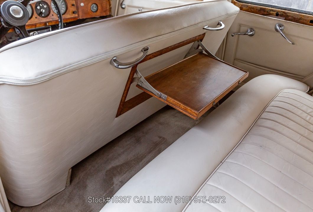 1954 Bentley R-Type Saloon