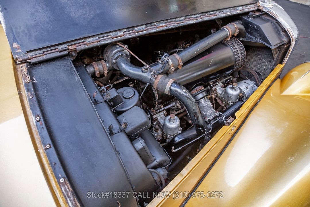 1954 Bentley R-Type Saloon