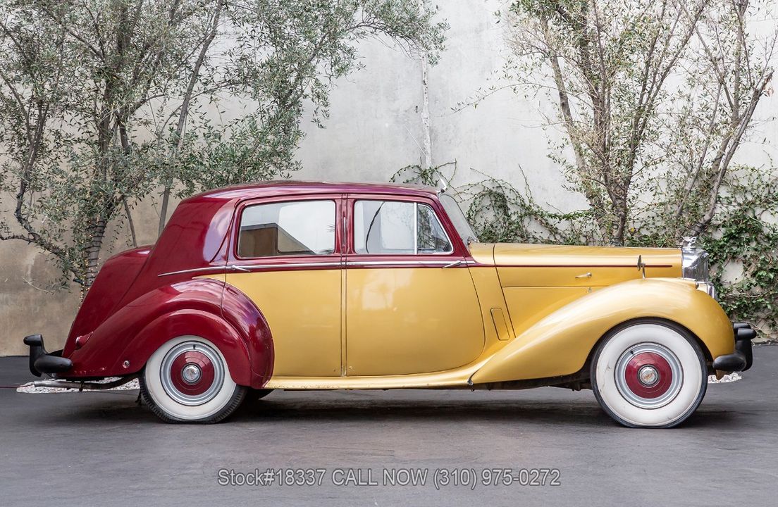 1954 Bentley R-Type Saloon