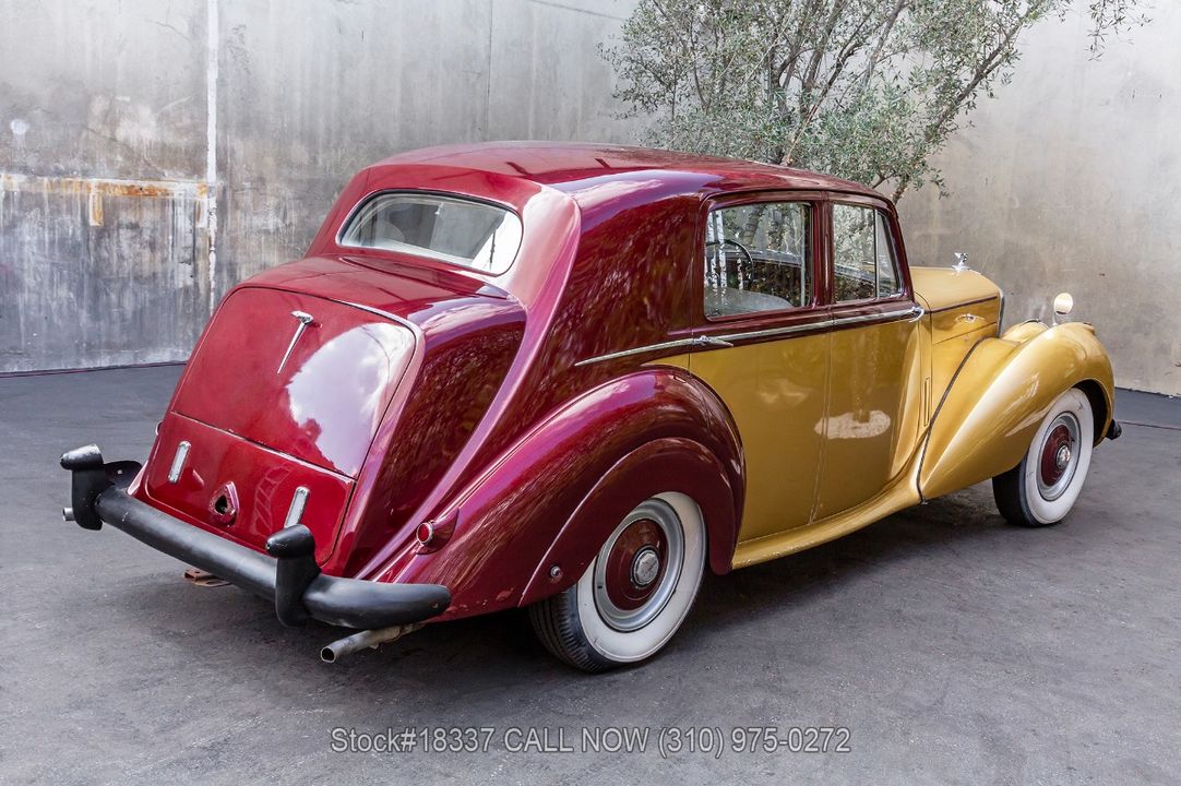 1954 Bentley R-Type Saloon