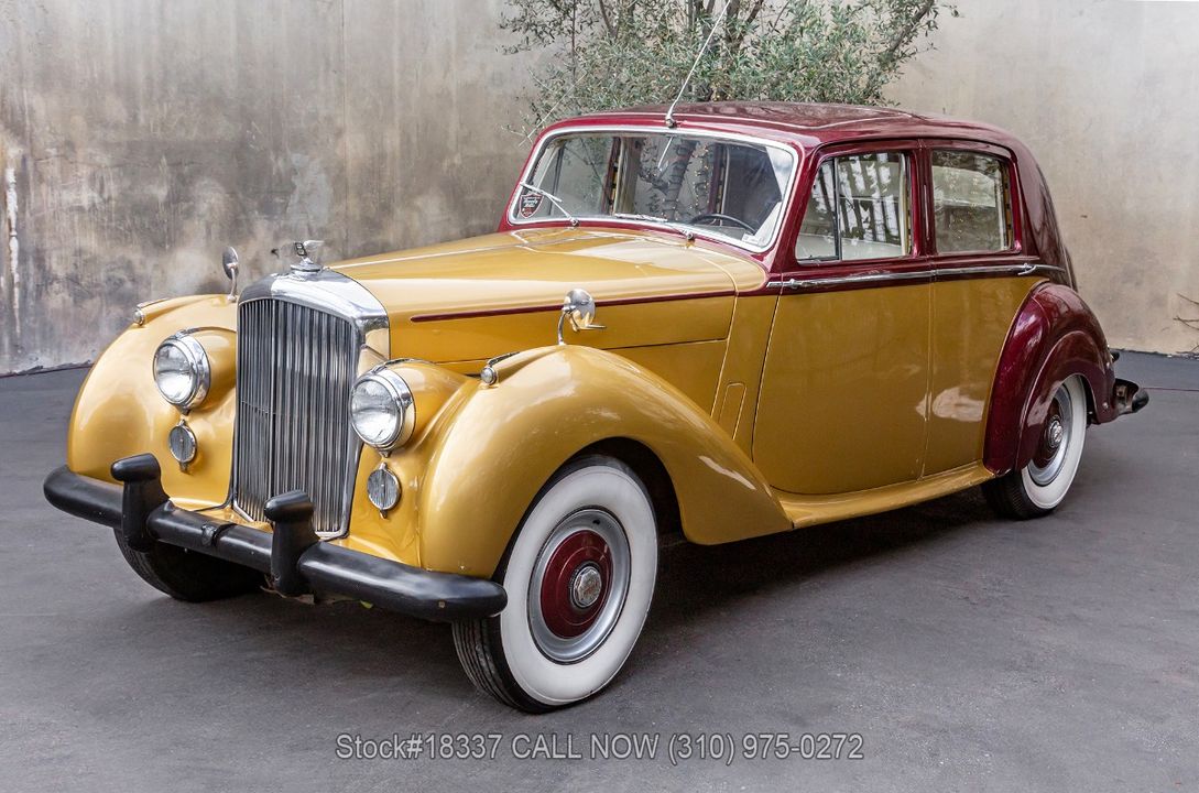1954 Bentley R-Type Saloon