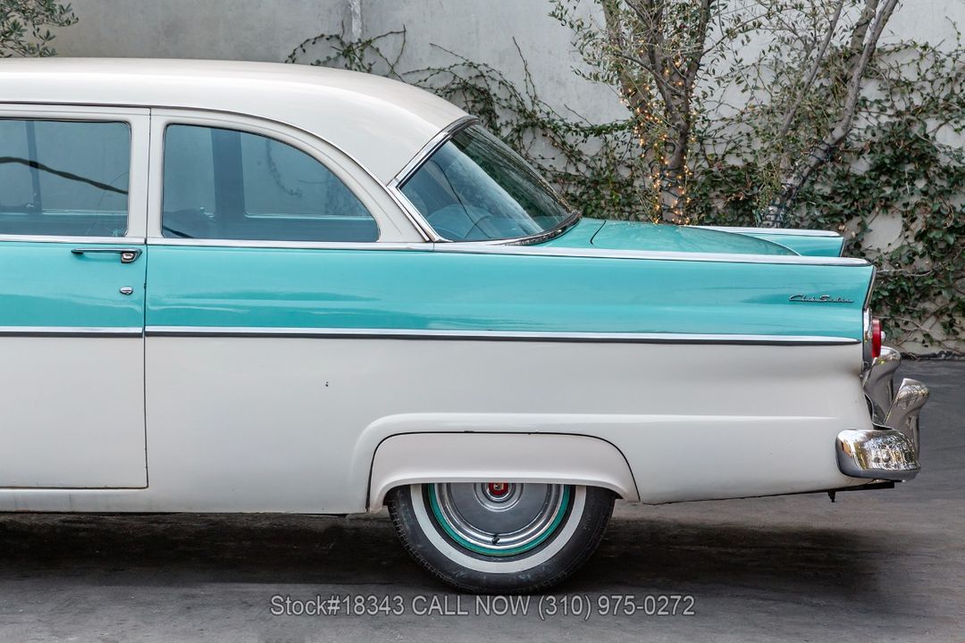 1955 Ford Fairlane Club
