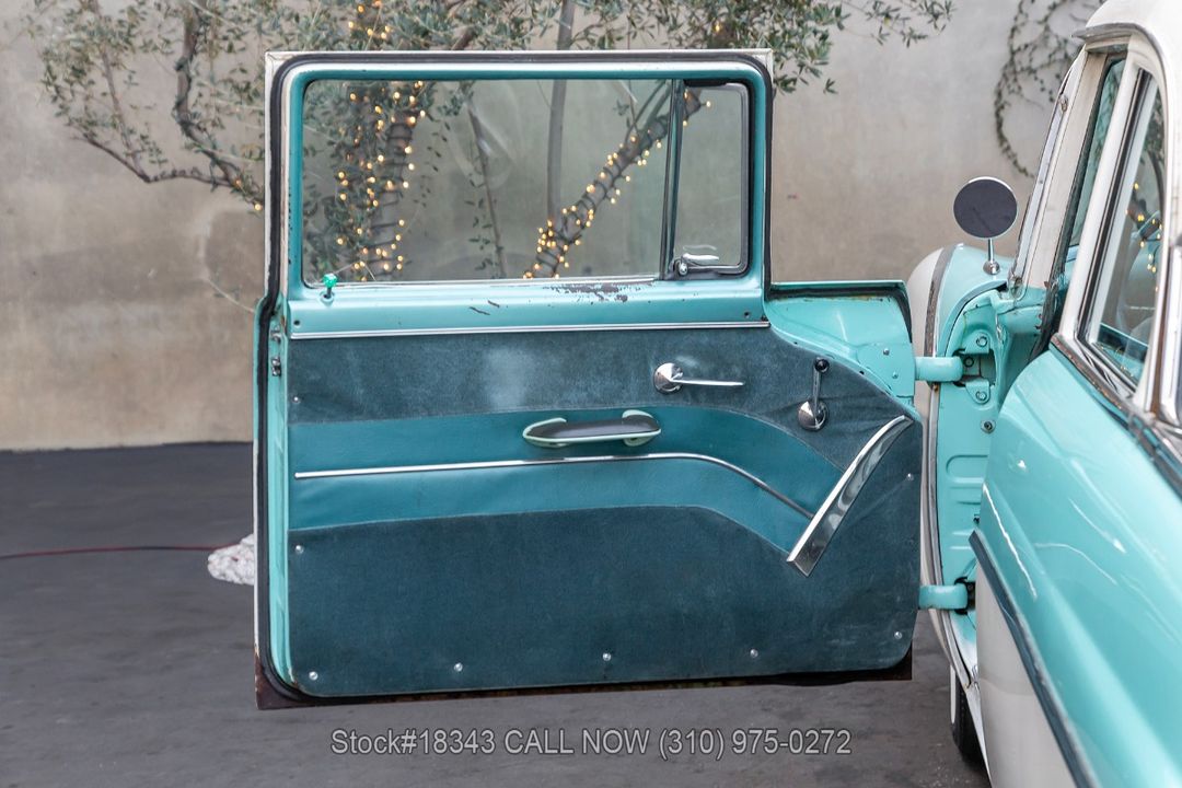 1955 Ford Fairlane Club