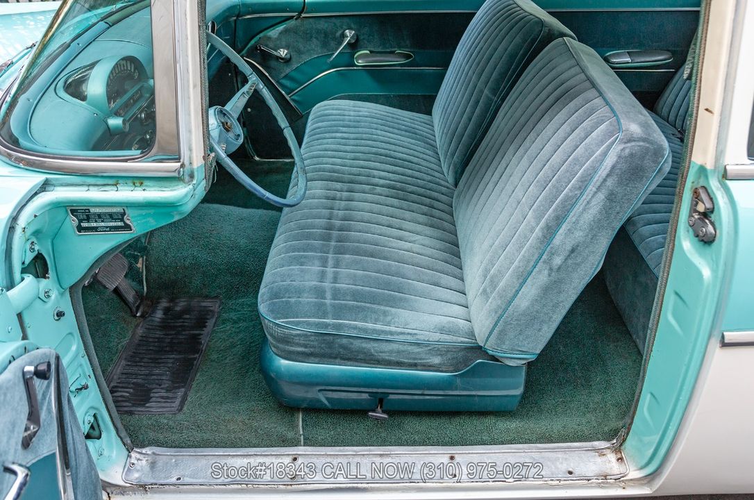1955 Ford Fairlane Club