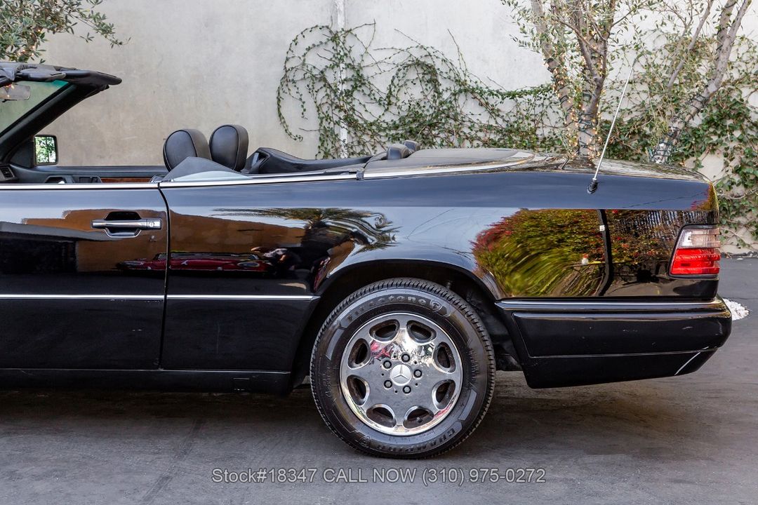 1995 Mercedes-Benz E320