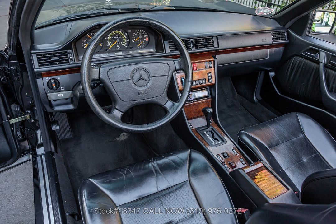 1995 Mercedes-Benz E320