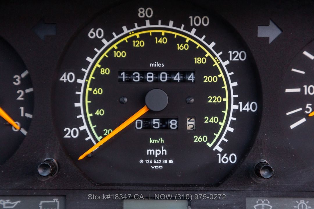 1995 Mercedes-Benz E320