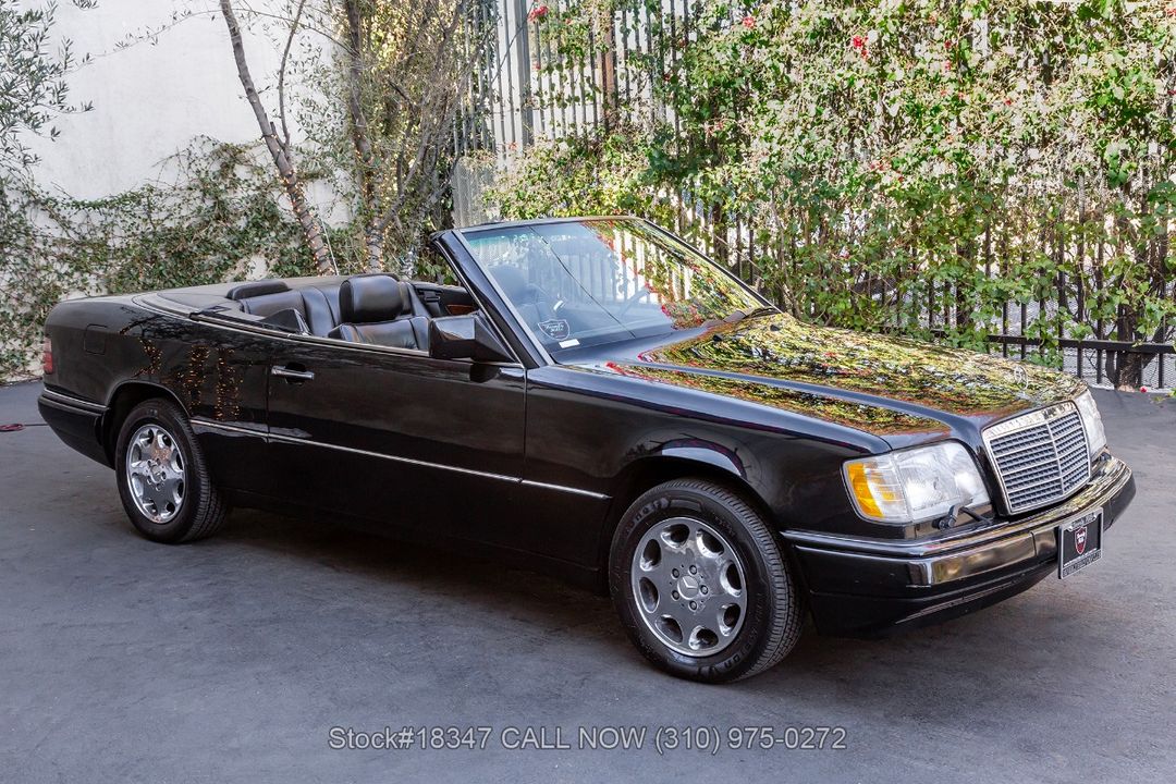 1995 Mercedes-Benz E320