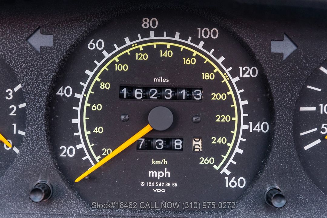 1995 Mercedes-Benz E320