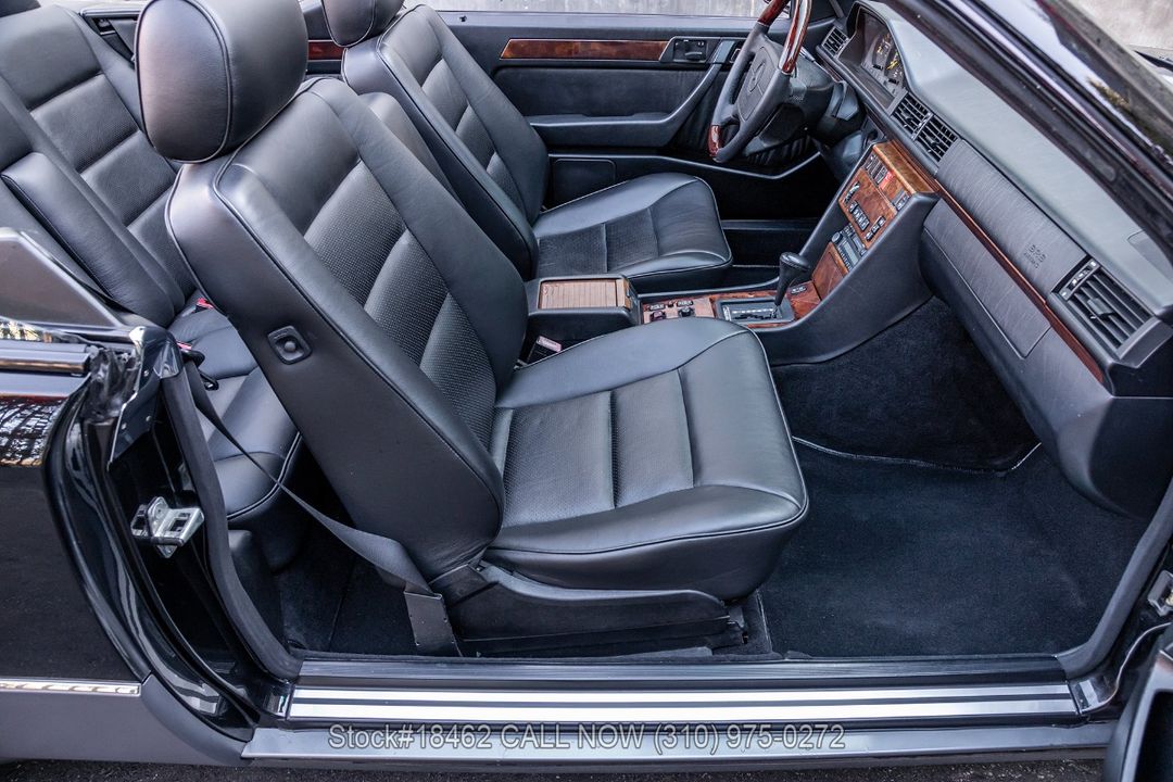 1995 Mercedes-Benz E320