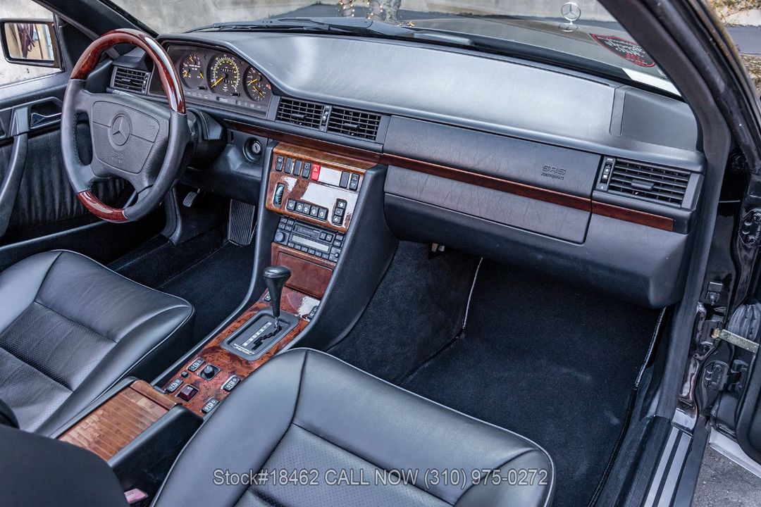 1995 Mercedes-Benz E320
