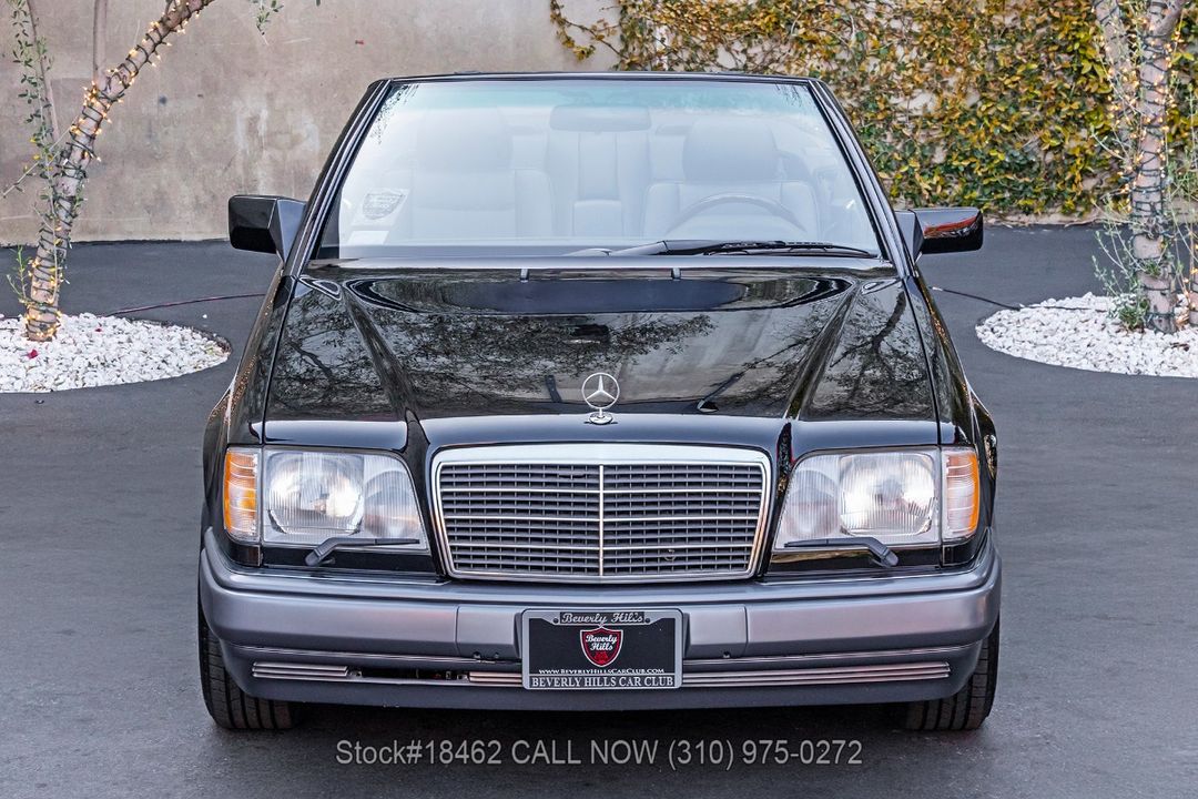 1995 Mercedes-Benz E320