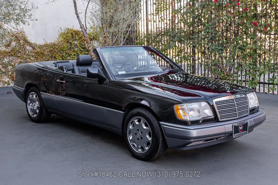 1995 Mercedes-Benz E320