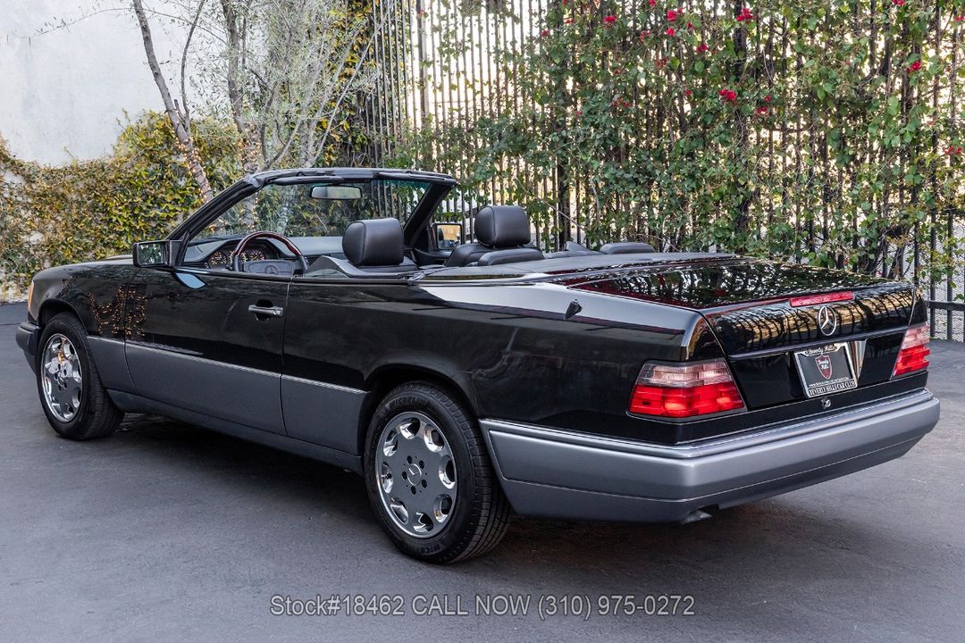1995 Mercedes-Benz E320