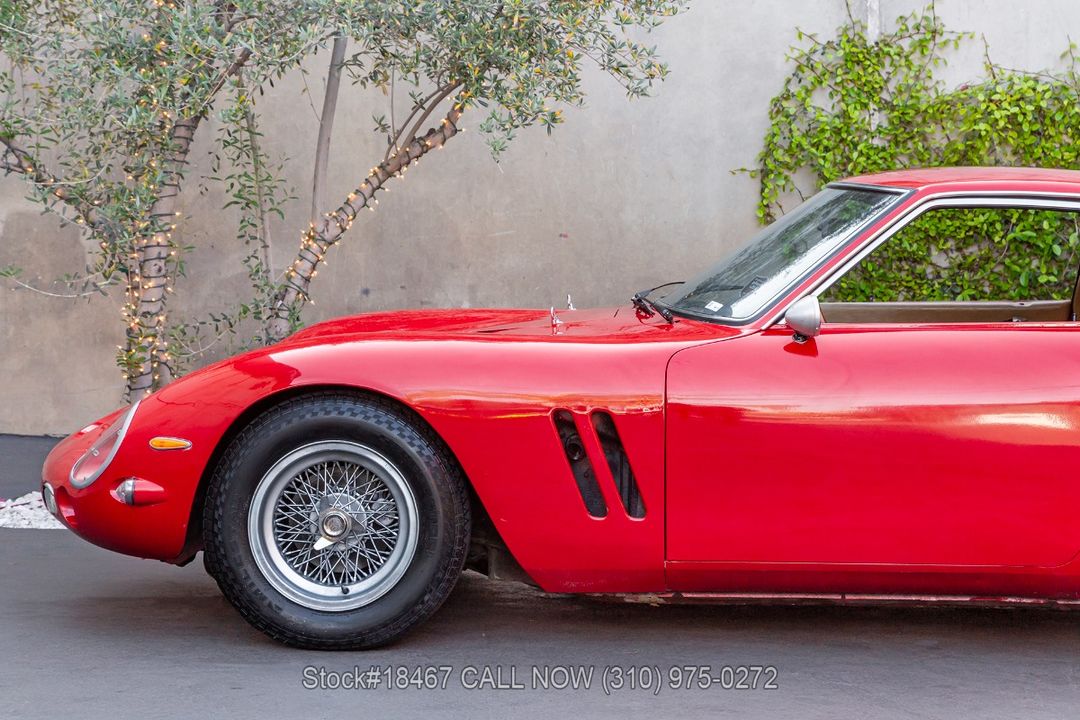 1976 Datsun Ferrari