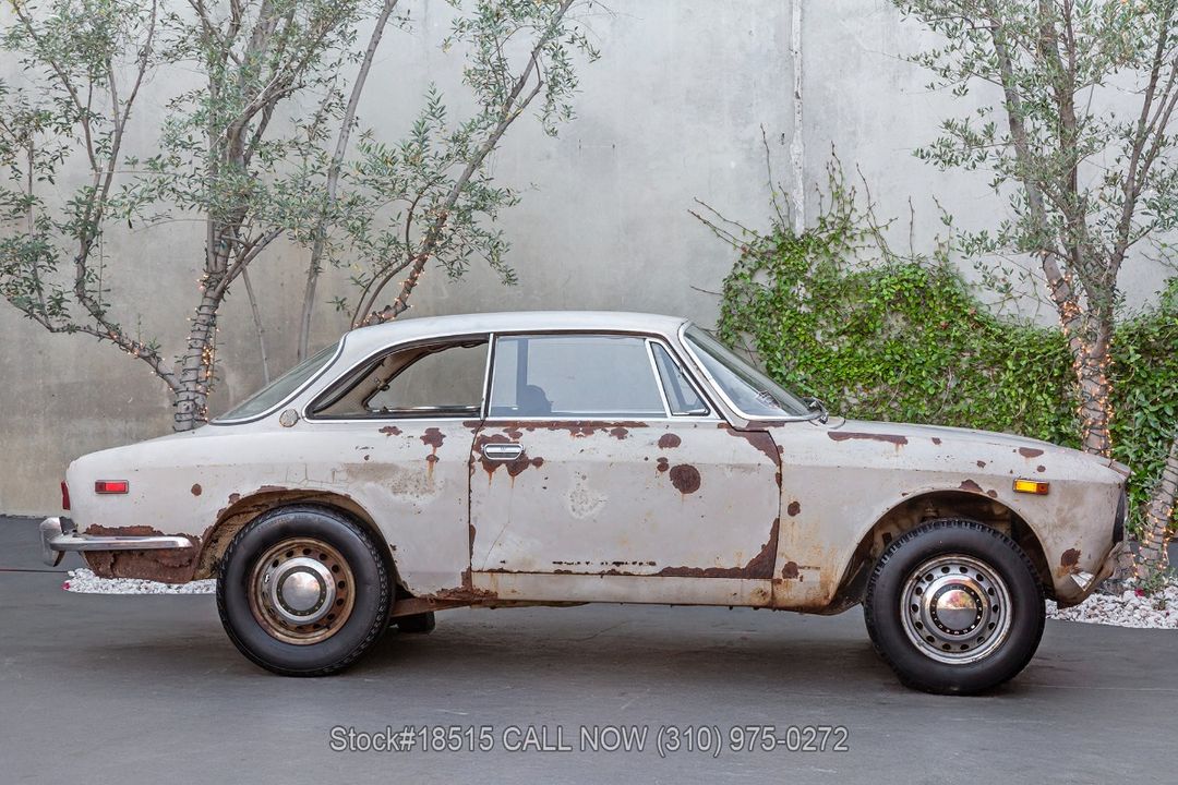 1967 Alfa Romeo 1750 GT