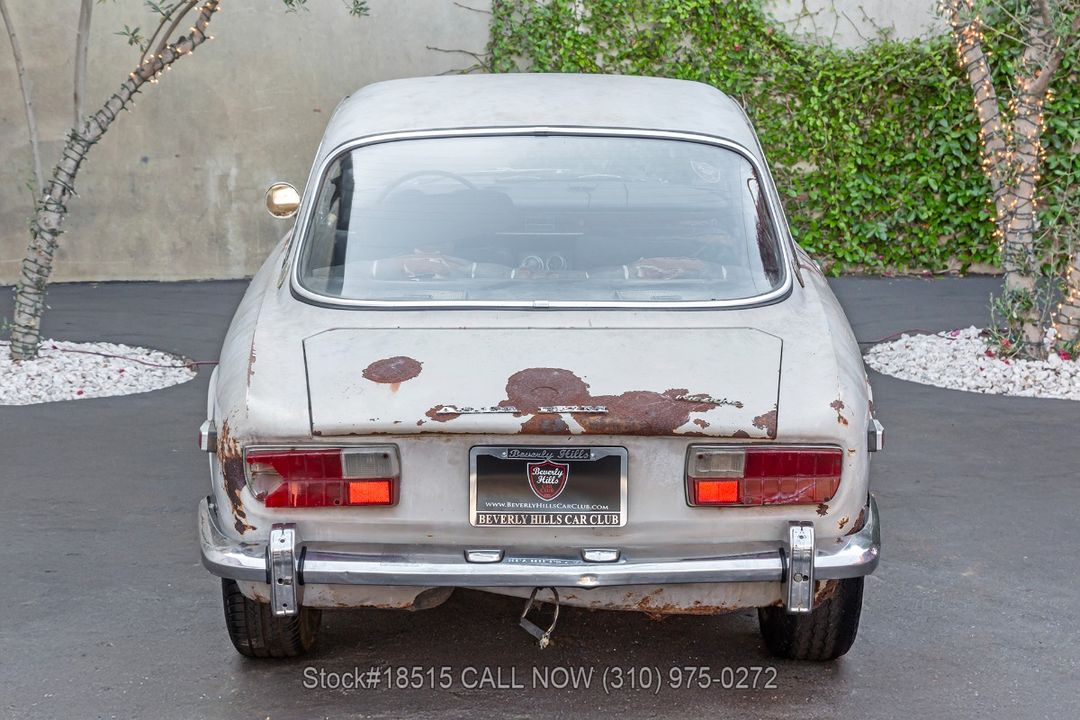 1967 Alfa Romeo 1750 GT