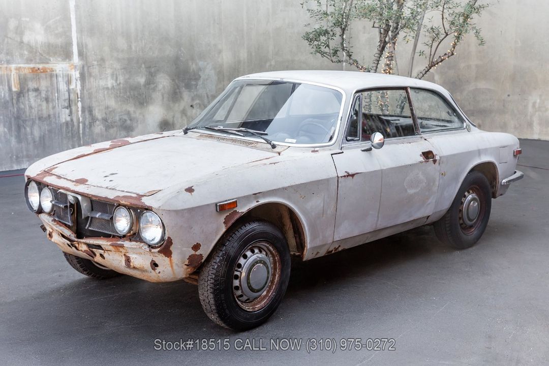 1967 Alfa Romeo 1750 GT