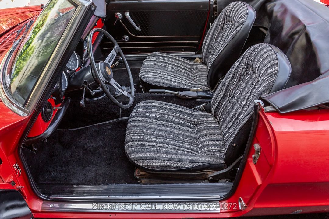 1967 Alfa Romeo Giulia Spider Duetto