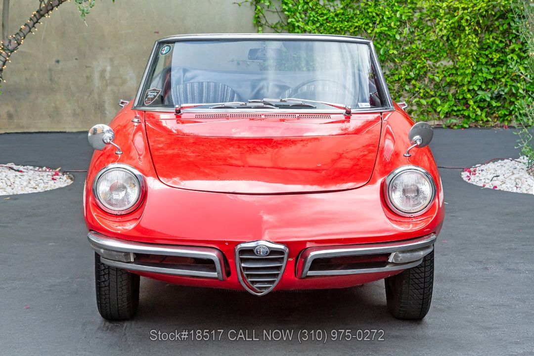 1967 Alfa Romeo Giulia Spider Duetto