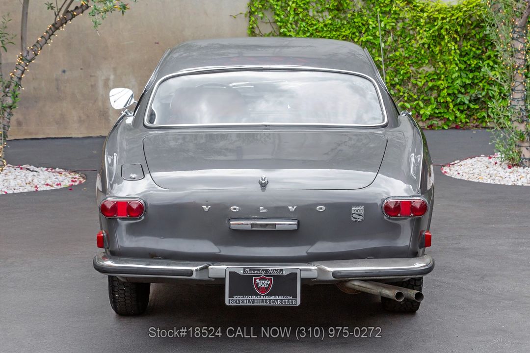 1968 Volvo 1800