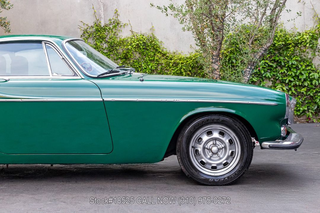 1972 Volvo P1800E