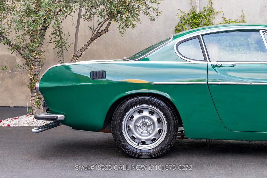1972 Volvo P1800E