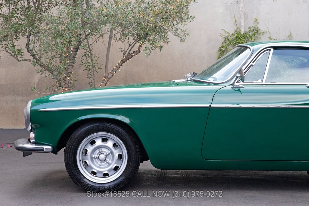 1972 Volvo P1800E