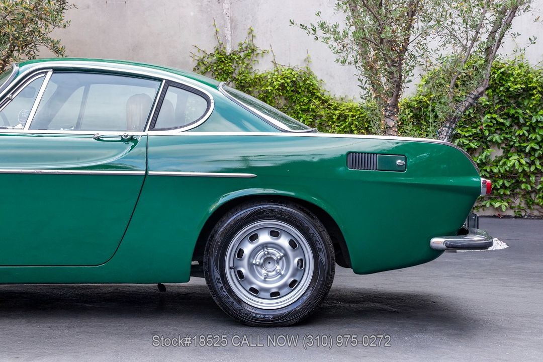 1972 Volvo P1800E