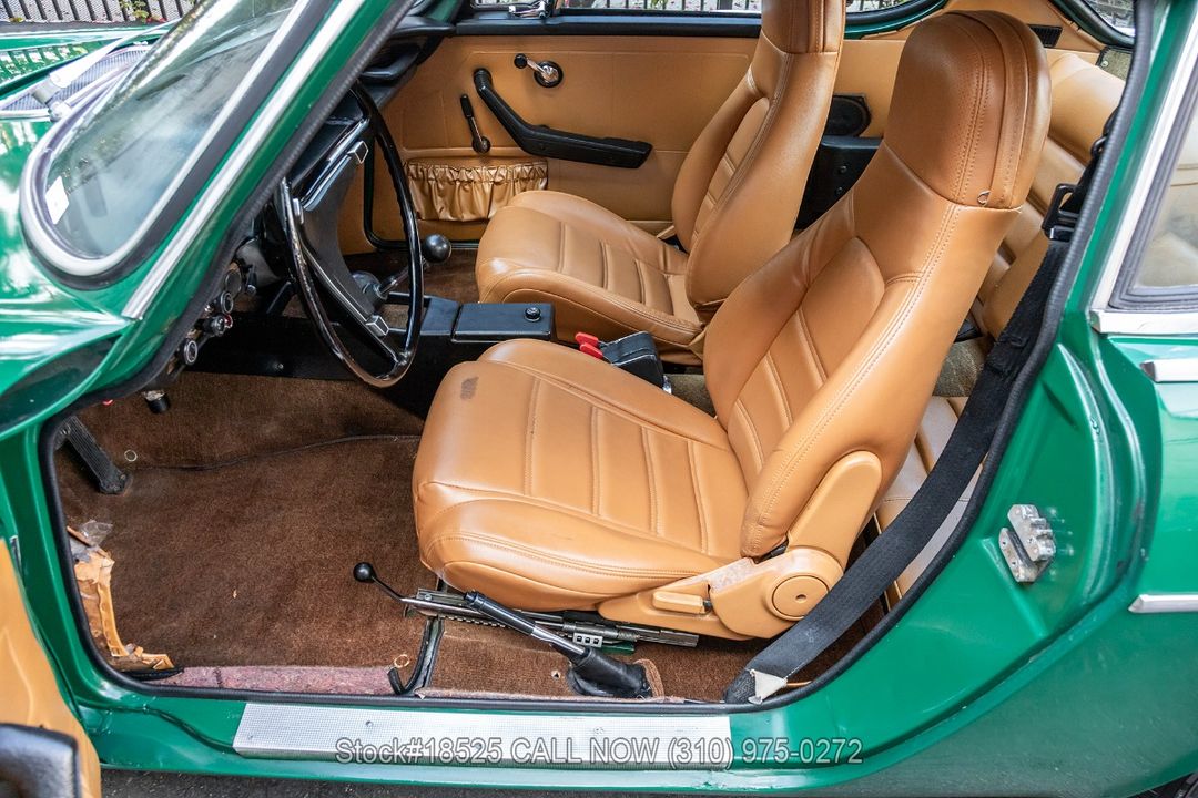 1972 Volvo P1800E