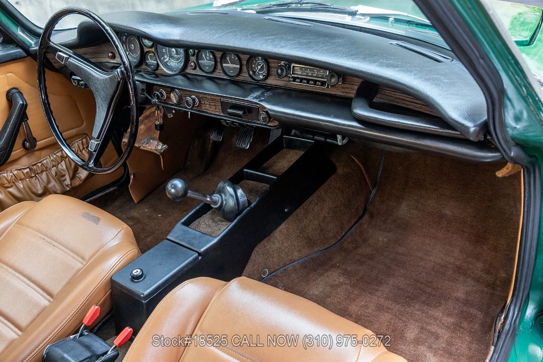 1972 Volvo P1800E
