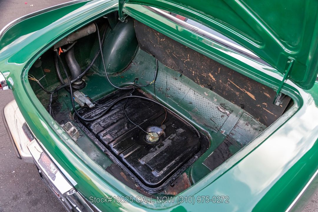 1972 Volvo P1800E