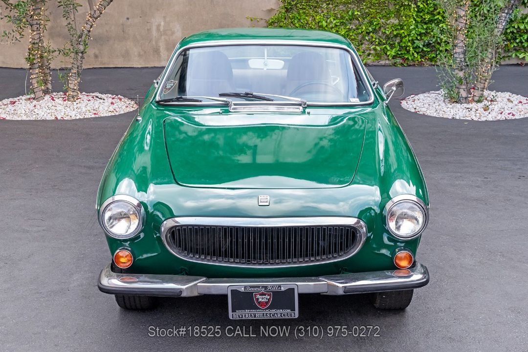 1972 Volvo P1800E