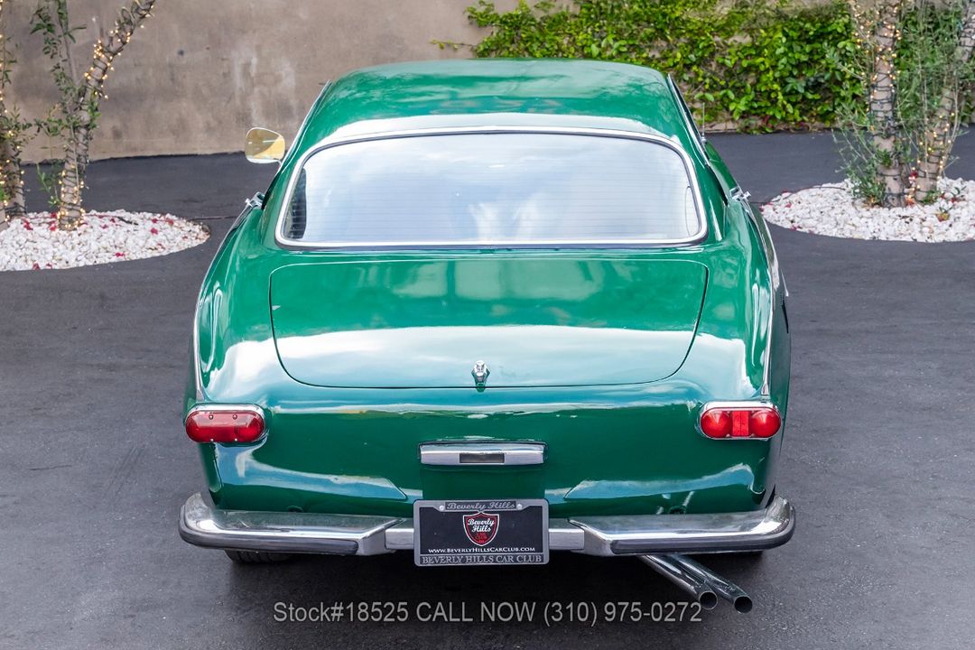 1972 Volvo P1800E