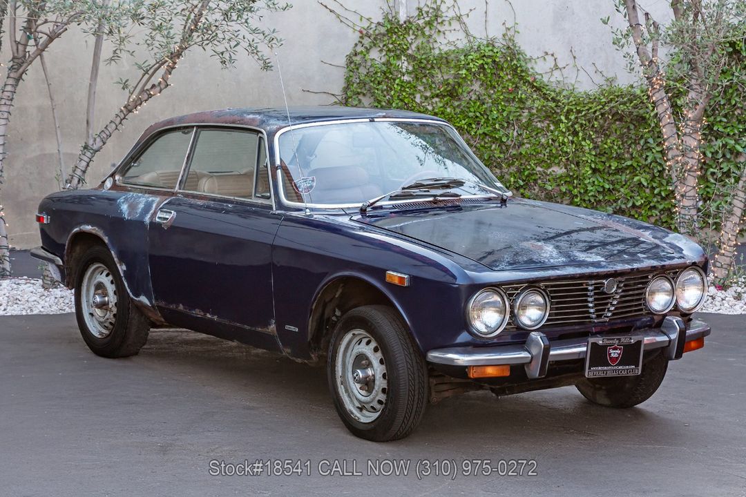 1974 Alfa Romeo GTV 2000