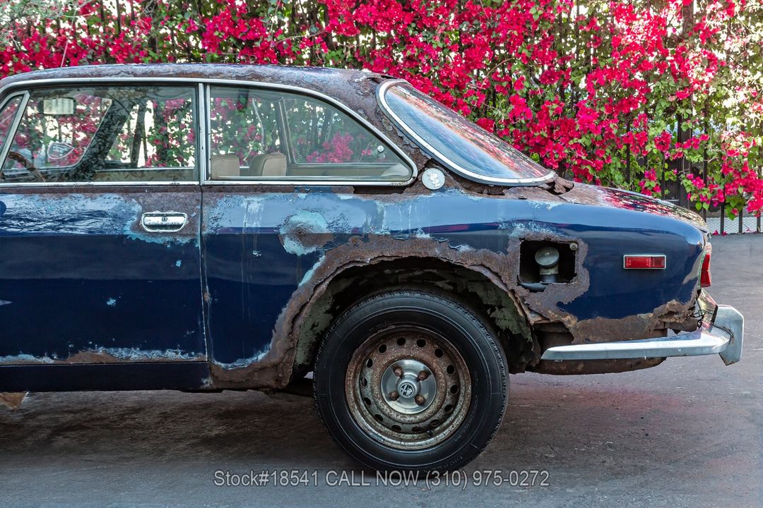 1974 Alfa Romeo GTV 2000