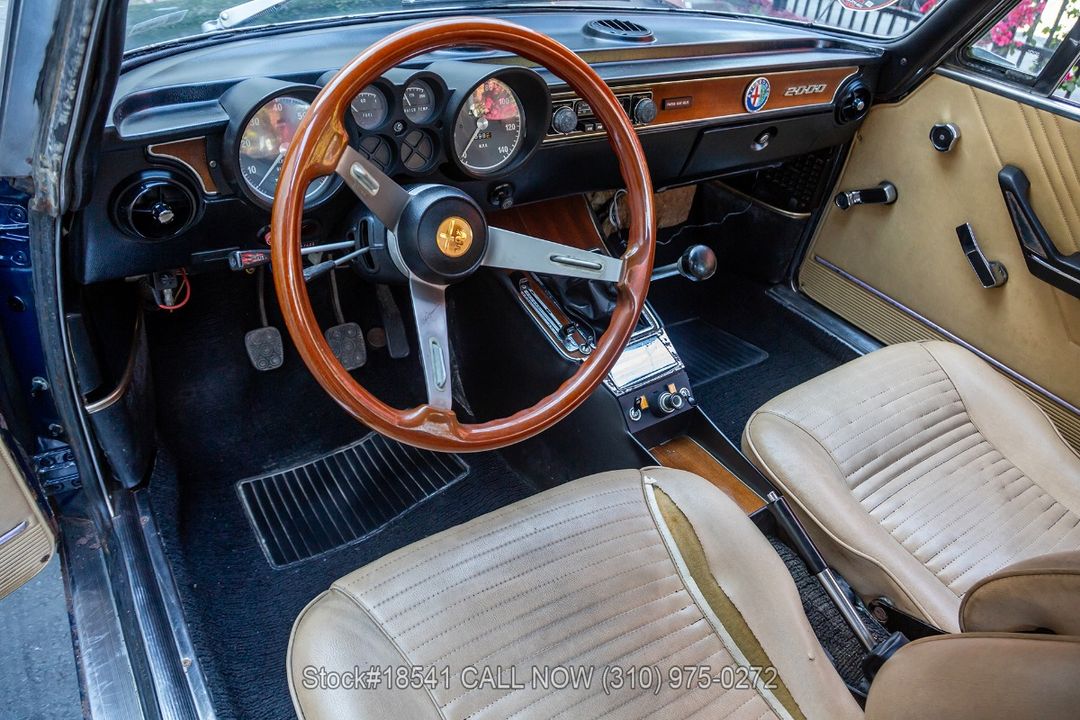 1974 Alfa Romeo GTV 2000