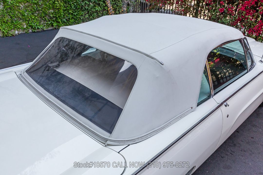1963 Ford Thunderbird