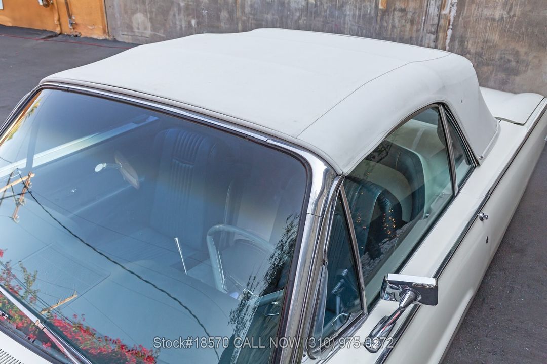 1963 Ford Thunderbird