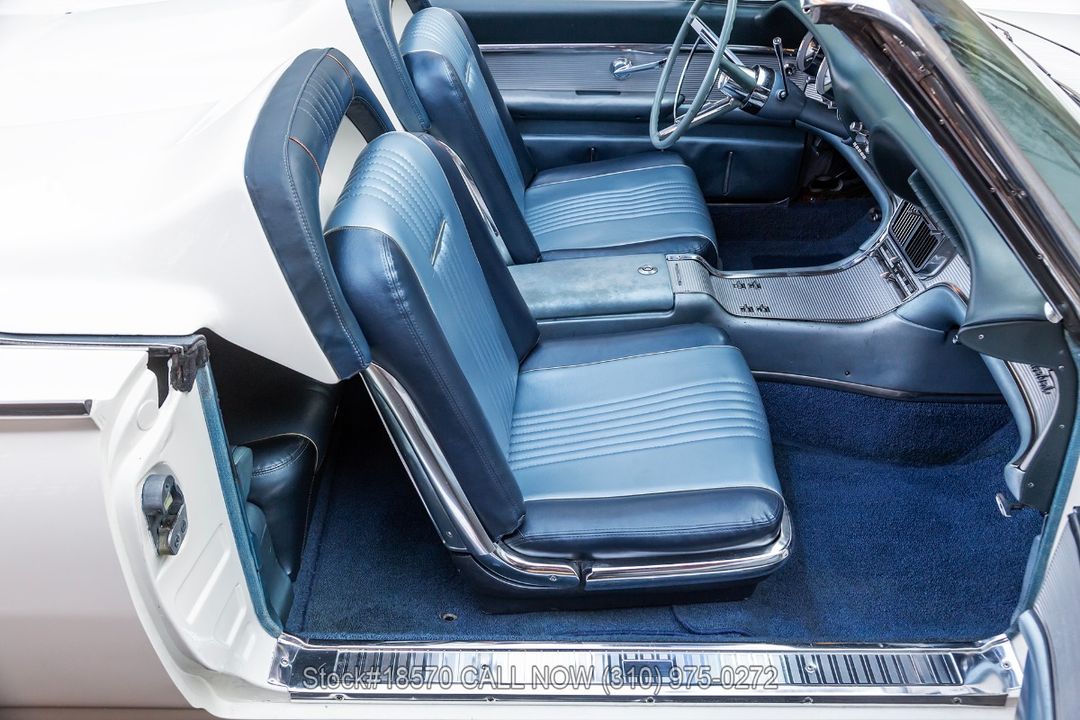 1963 Ford Thunderbird