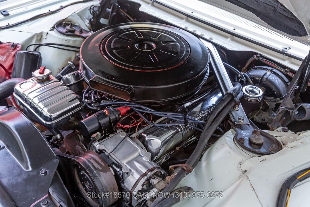 1963 Ford Thunderbird