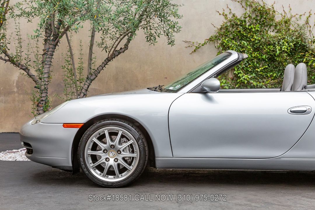 2001 Porsche 996 Carrera
