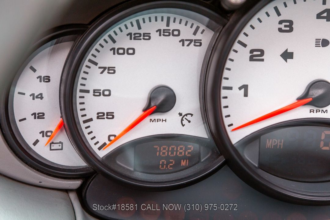 2001 Porsche 996 Carrera
