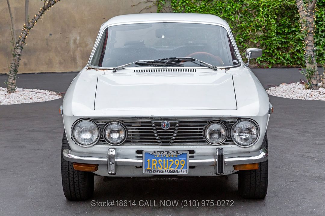 1974 Alfa Romeo GTV 2000