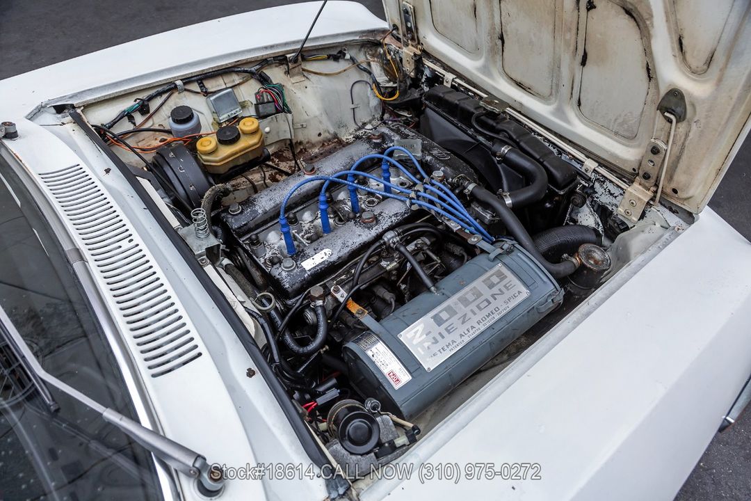 1974 Alfa Romeo GTV 2000