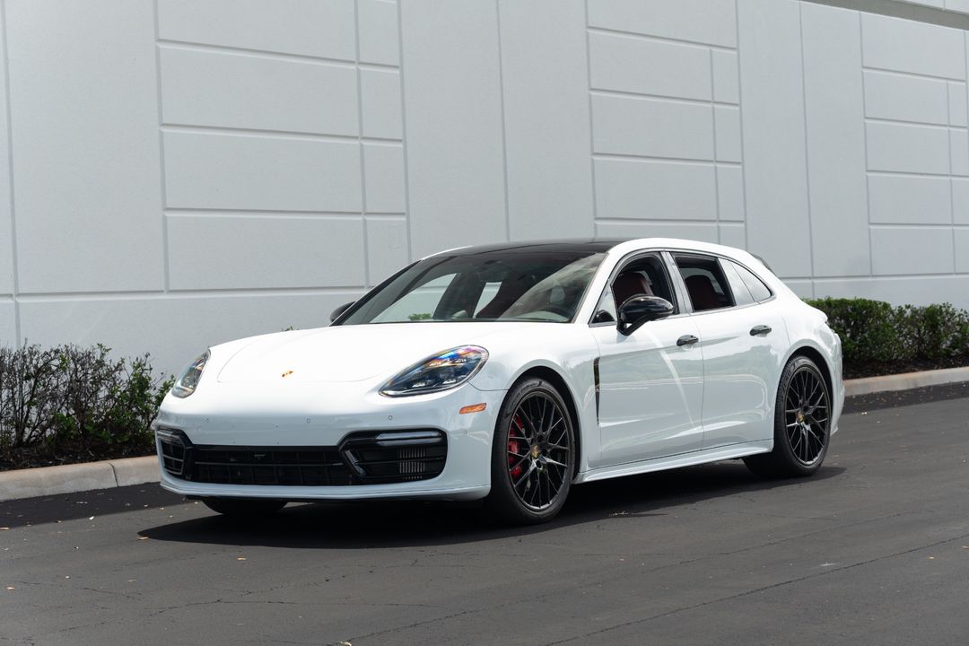 2020 Porsche Panamera