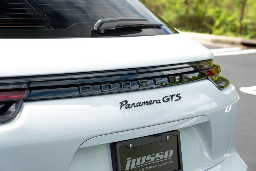 2020 Porsche Panamera