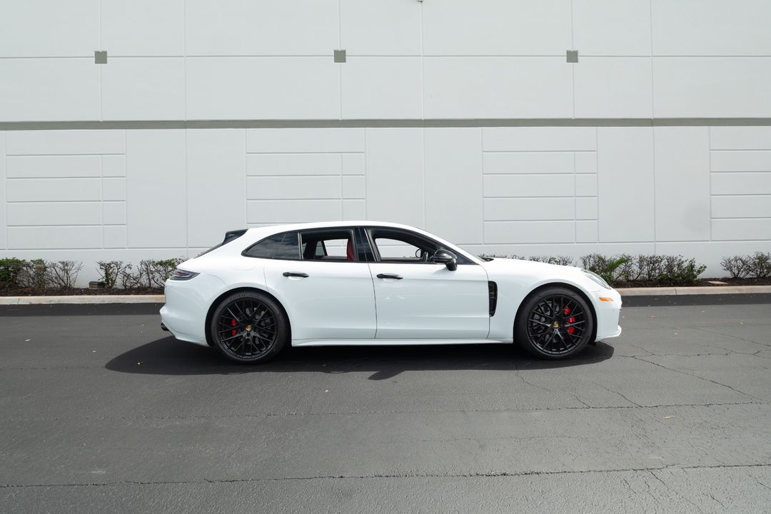 2020 Porsche Panamera