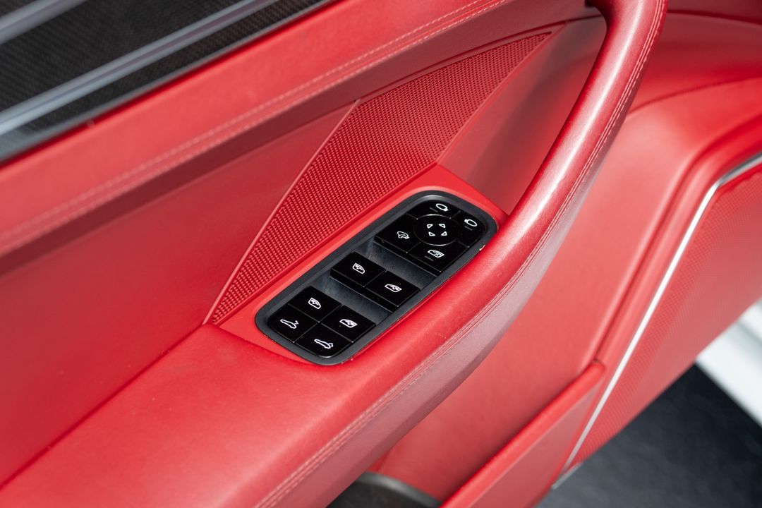 2020 Porsche Panamera